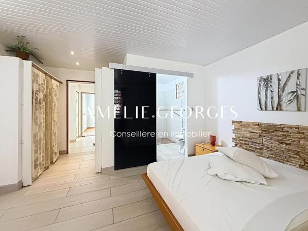 Villa T4 avec piscine et vue Rocher – Le Diamant