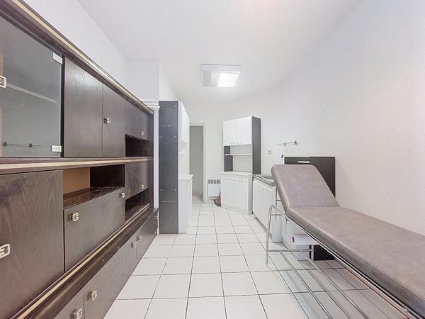 A VENDRE - TOULOUSE quartier Purpan - Local commercial de 33m² en rez-de-chaussée