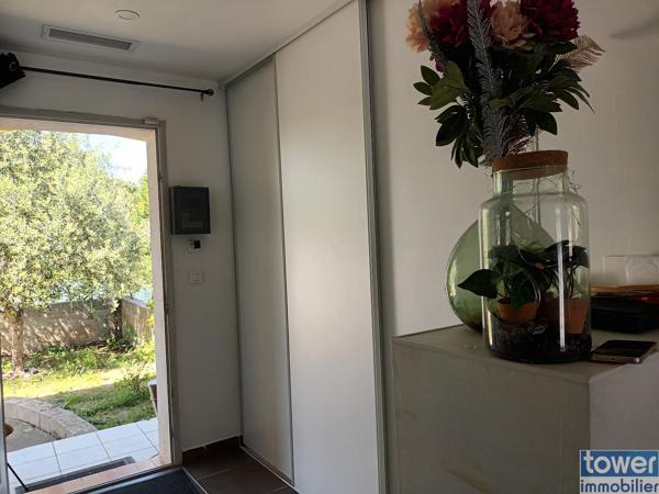 Villa
                                                                                                                                                                                                                                                                                                                        4 pièce(s)                                                                                                                                                                                                          3 chambre(s)