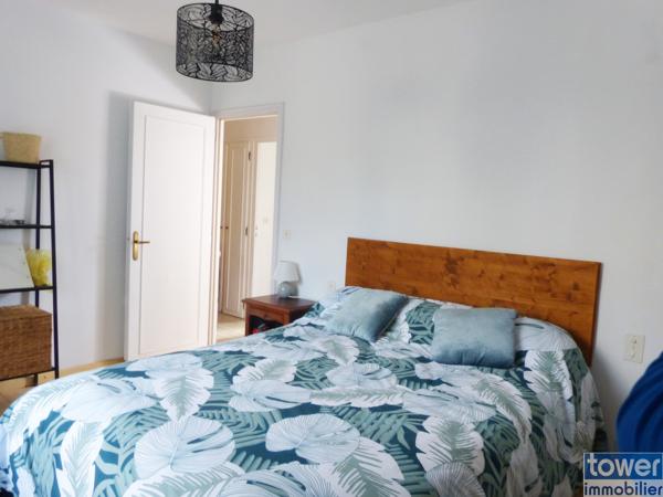 Maison
                                                                                                                                                                                                                                                                                                                        6 pièce(s)                                                                                                                                                                                                          4 chambre(s)                                                                                                                                                                                                          104  m²
