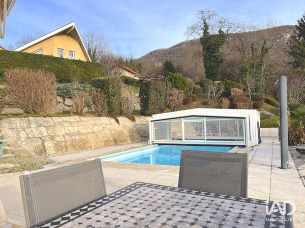 Maison à vendre 10 pièces 188 m² La Buisse