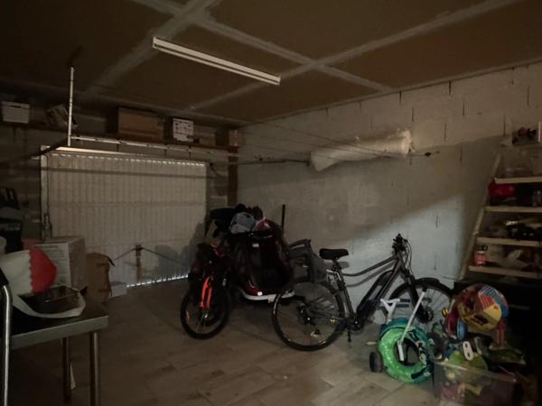 PAVILLON 3 CHAMBRES AVEC GARAGE ET JARDIN