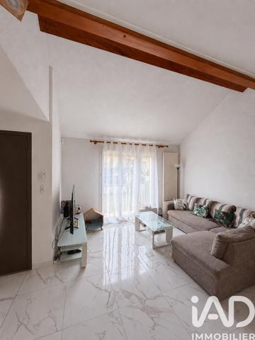 Maison à vendre 6 pièces 120,11 m² Vert-Saint-Denis