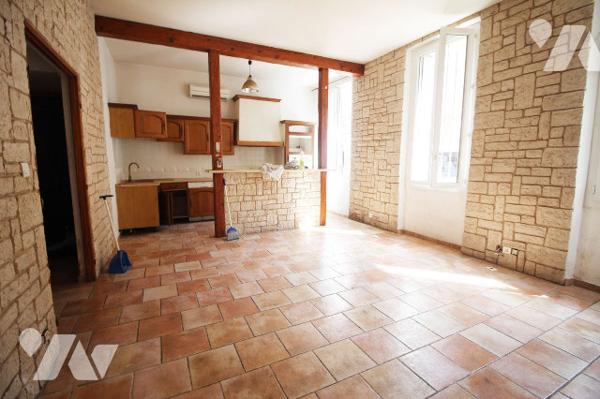Grand appartement T3 de 71m2 (Carrez) au sein d'une petite copropriété calme, Belle de Mai (13003)