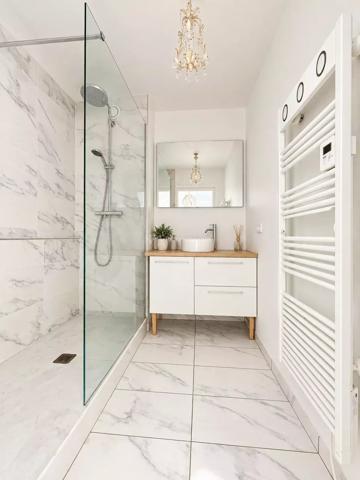 Vente                                                      Appartement
                        
                     3 pièces                      59 m2                     à Serris
