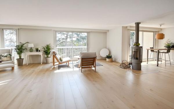 Appartement à vendre    5 pièces • 144,47 m2 Caluire-et-Cuire