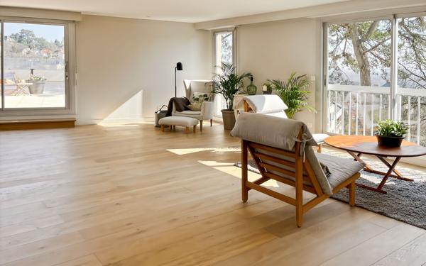 Appartement à vendre    5 pièces • 144,47 m2 Caluire-et-Cuire