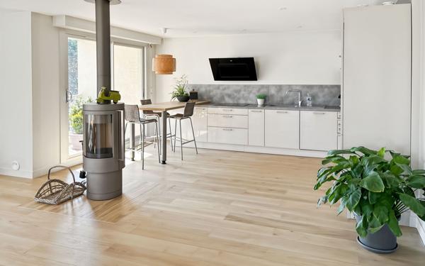 Appartement à vendre    5 pièces • 144,47 m2 Caluire-et-Cuire