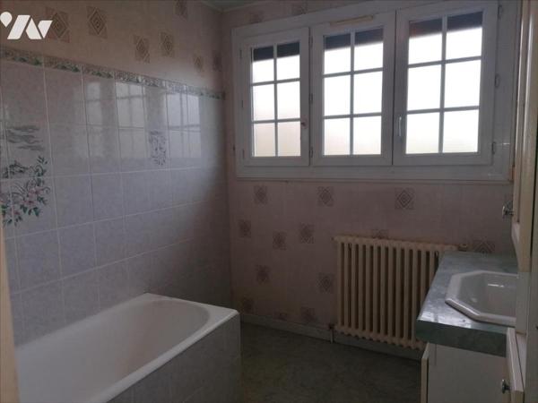 A 1 km du centre de LUNERAY