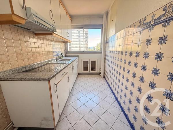 Appartement F3 à vendre  3 pièces - 64,04 m 2   FONTENAY SOUS BOIS  - 94