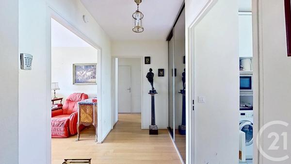 Appartement F3 à vendre  3 pièces - 64,04 m 2   FONTENAY SOUS BOIS  - 94