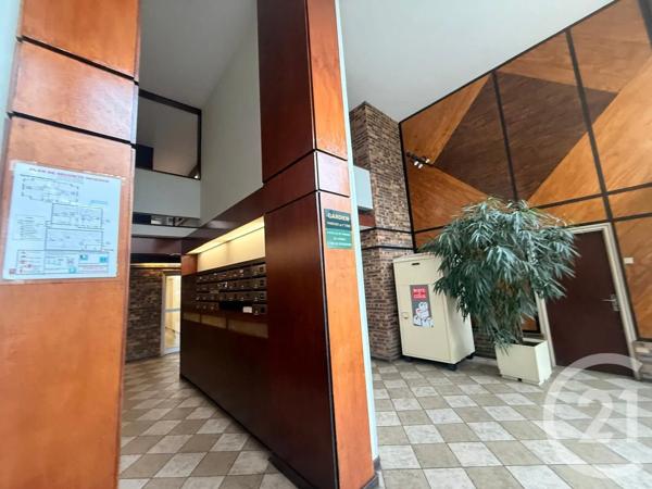 Appartement F3 à vendre  3 pièces - 64,04 m 2   FONTENAY SOUS BOIS  - 94