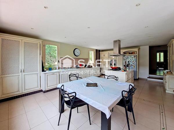 Rare à la vente, coup de coeur  : la Maison de Famille par excellence (6 Chambres)