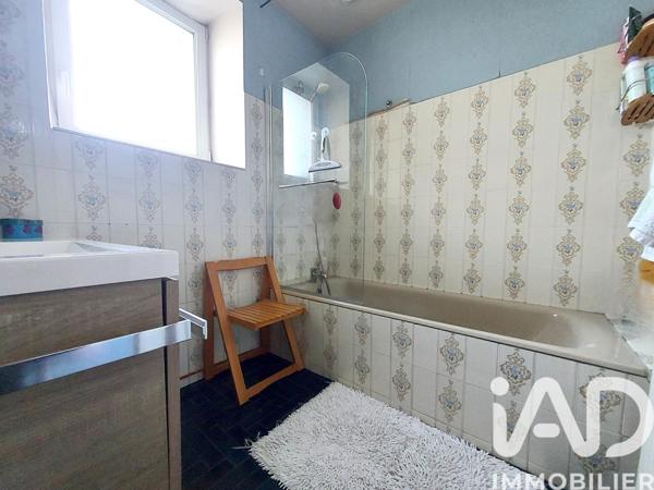 Maison à vendre 9 pièces 175 m² Le Lion-d'Angers