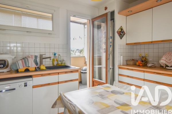 Appartement à vendre 4 pièces 74 m² Aubagne