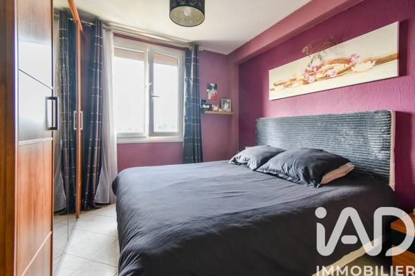 Appartement à vendre 4 pièces 74 m² Aubagne