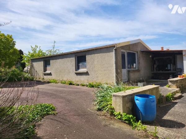 SAINT MARTIN DES BESACES : Maison de bourg avec 4 chambres