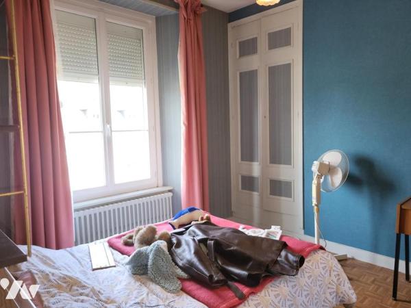 SAINT MARTIN DES BESACES : Maison de bourg avec 4 chambres