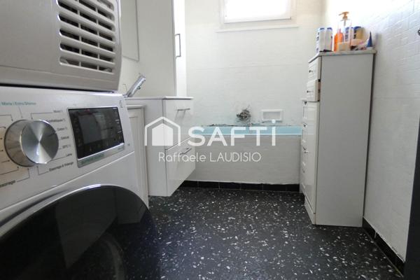 À 6 min des plages, villa 3 logements à Boulouris