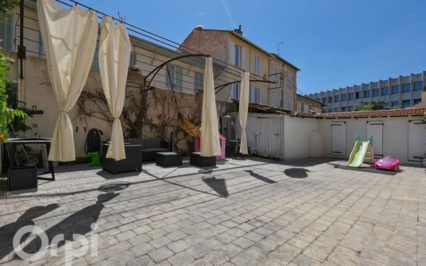 Appartement à vendre    4 pièces • 93 m2 Cannes