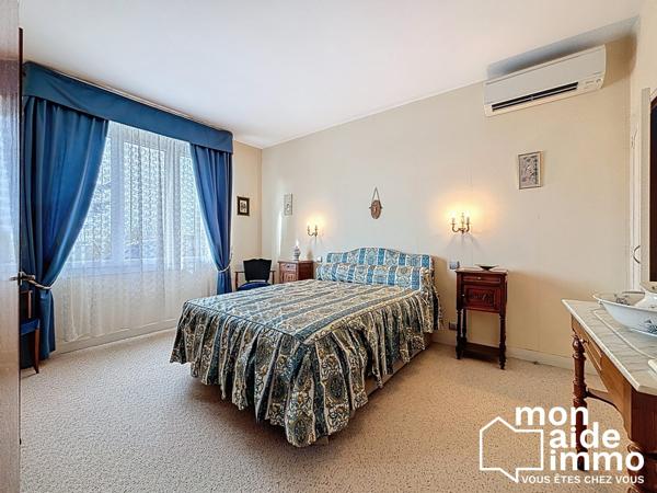 Vaste maison idéalement située sur parc de 7900 m²