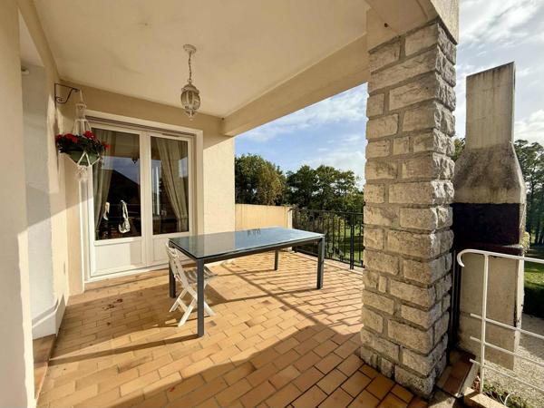 Vaste maison idéalement située sur parc de 7900 m²