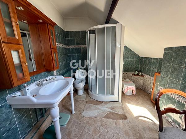 Belle maison de 121m²  sur un terrain 450m²  à deux minutes du centre ville  et de la gare de Moret-sur-Loing