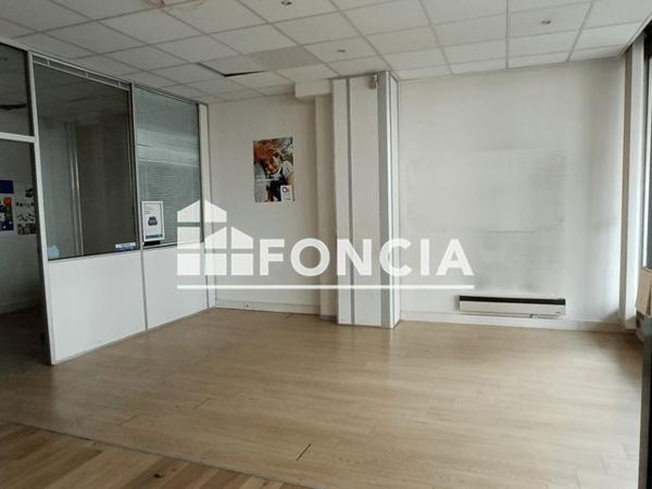 À vendre Local commercial 75 m² - Mulhouse 68200