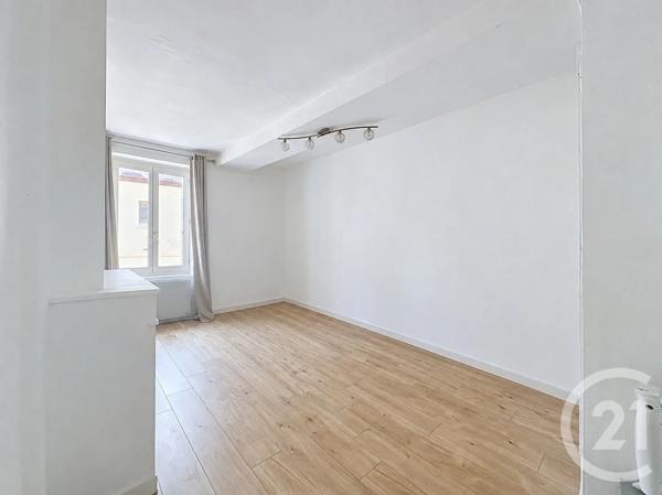 Appartement F2 à vendre  2 pièces - 37 m 2   VIENNE  - 38