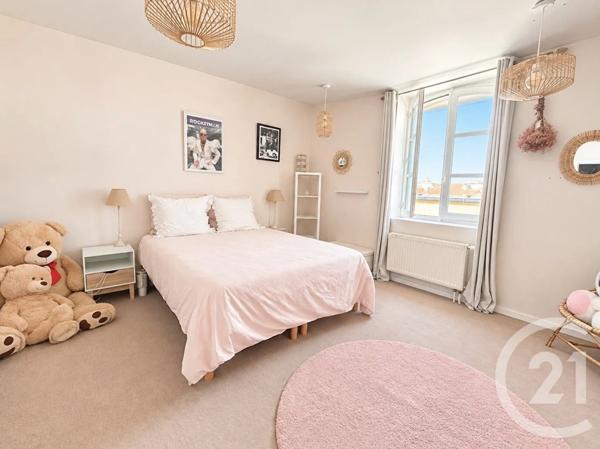 Maison à vendre  5 pièces - 198,48 m 2   FONTAINEBLEAU  - 77