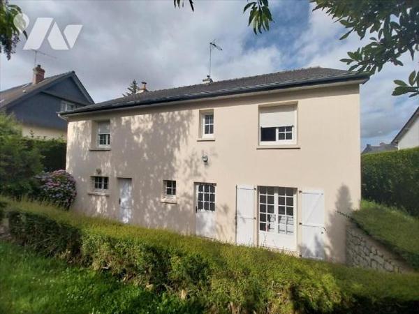 MAISON VENDUE LOUÉE Quartier Cotinière, maison sur sous-sol comprenant au rez-de-chaussée surél...