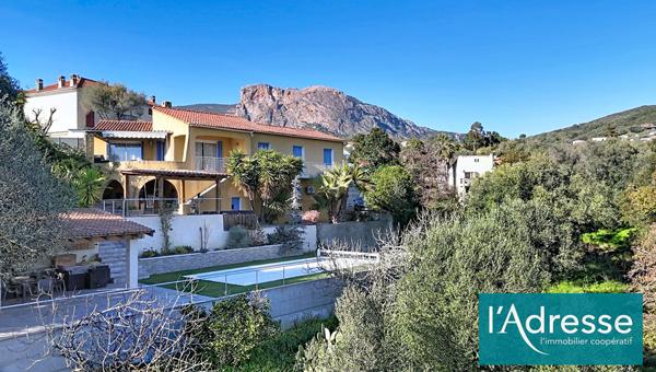 Maison secteur AFA 154 m² - 4 chambres - Piscine chauffée et Jacuzzi - 4 595 m² de terrain