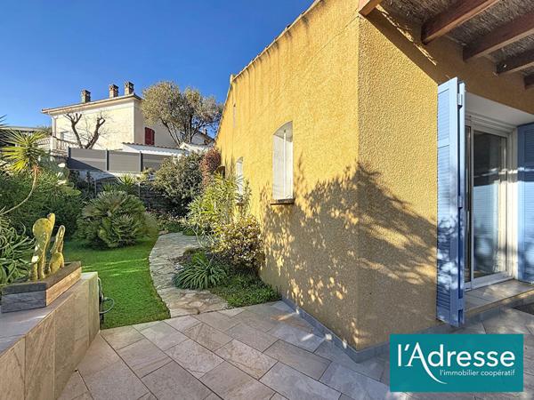 Maison secteur AFA 154 m² - 4 chambres - Piscine chauffée et Jacuzzi - 4 595 m² de terrain