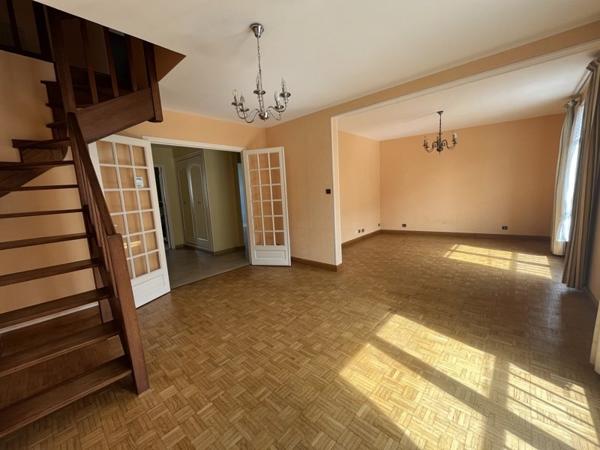 Appartement à louer 1 000 € CC Blois 6 p 122 m² DPE C