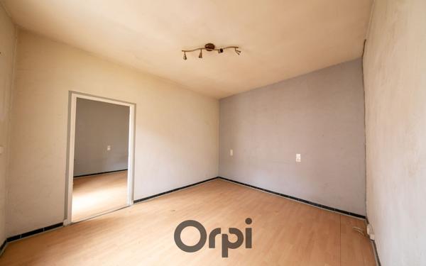 Maison à vendre    6 pièces • 220 m2 Pézilla-la-Rivière