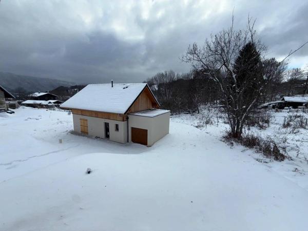 Maison individuelle – Construction 2024 – 3 chambres – Terrain 680 m²