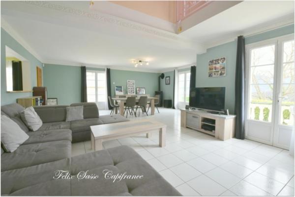 A 5 minutes d'Argelès-Gazost 65400, superbe maison sans travaux avec gîte et vue panoramique sur les montagnes !