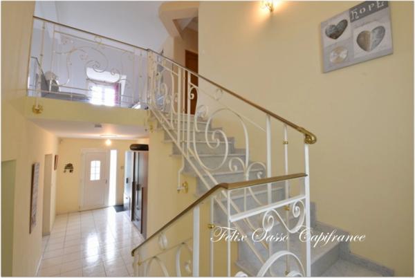 A 5 minutes d'Argelès-Gazost 65400, superbe maison sans travaux avec gîte et vue panoramique sur les montagnes !