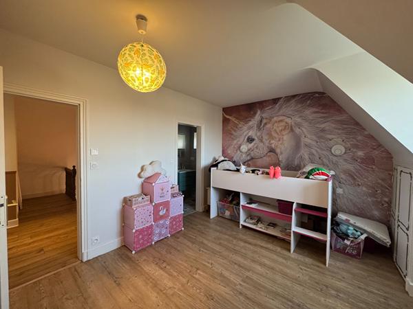 Maison spacieuse avec sous sol à vendre à Lannilis - 5 chambres