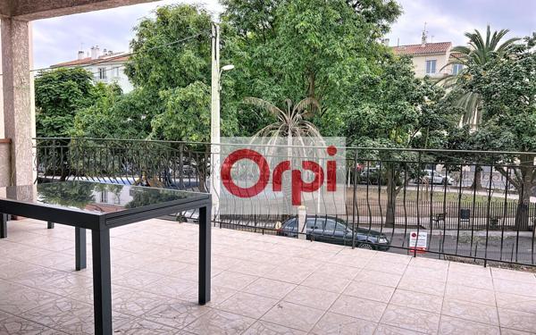 Immeuble à vendre    5 pièces •  Perpignan