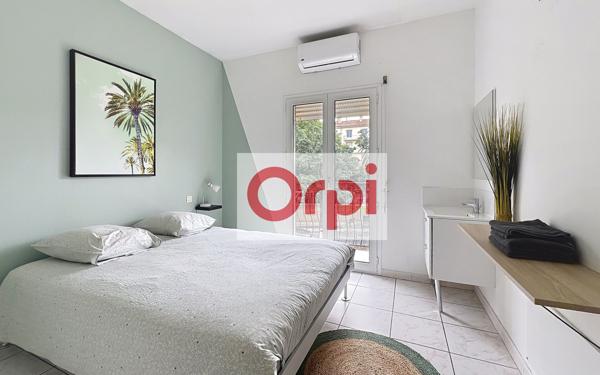 Immeuble à vendre    5 pièces •  Perpignan