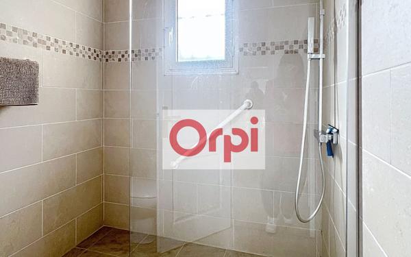 Immeuble à vendre    5 pièces •  Perpignan