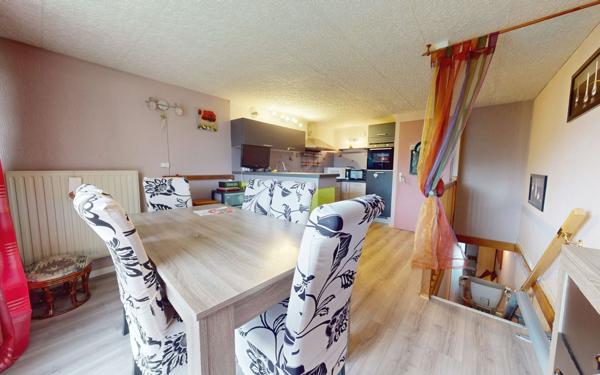 Appartement à vendre    3 pièces •  Briey