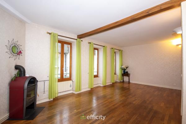 Immeuble 10 pièces - 270 m²