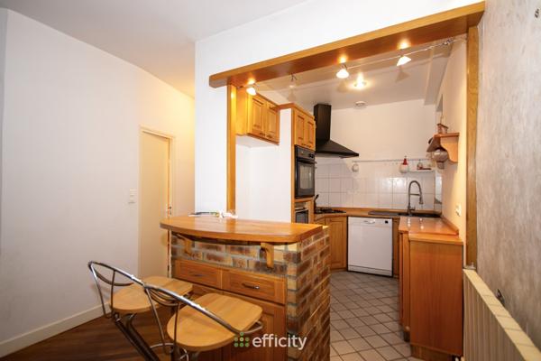 Immeuble 10 pièces - 270 m²