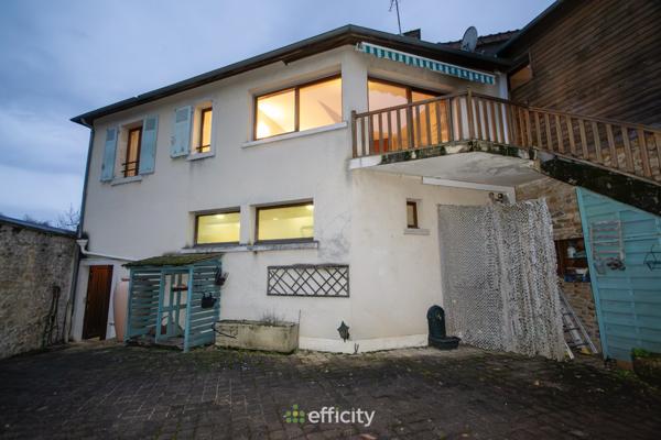 Immeuble 10 pièces - 270 m²