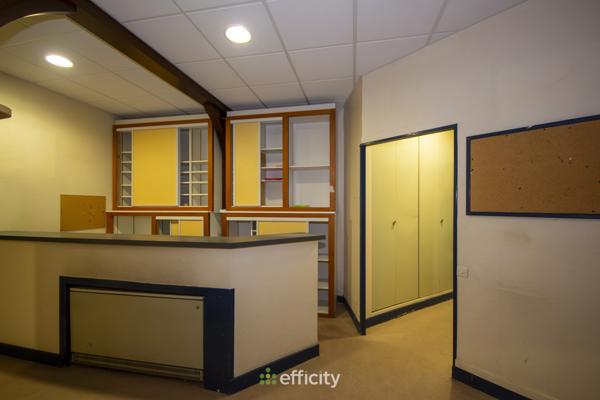 Immeuble 10 pièces - 270 m²