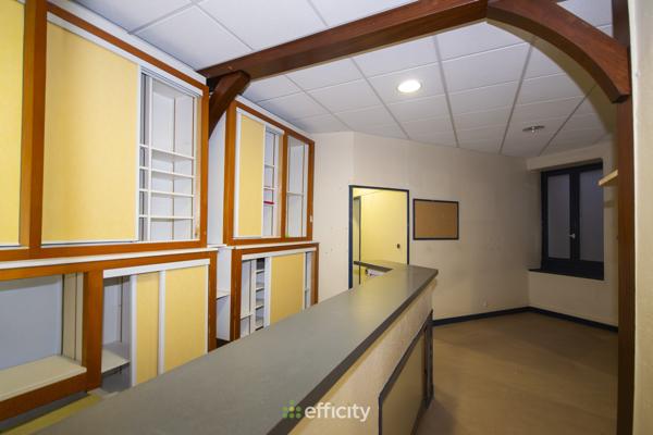 Immeuble 10 pièces - 270 m²