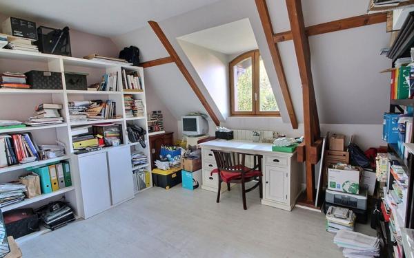 Maison à vendre    6 pièces •  Mareuil-lès-Meaux