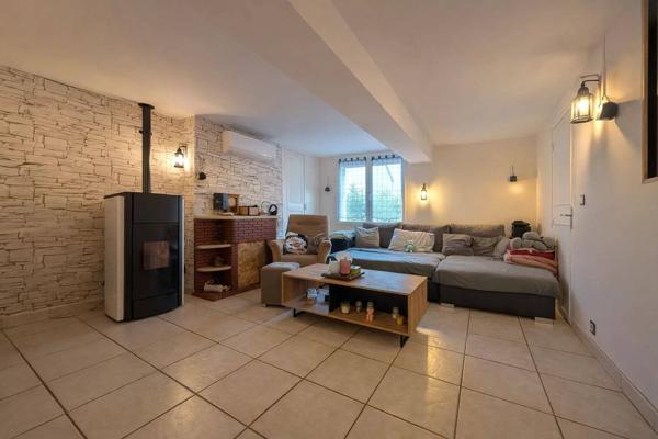 Maison de Bourg 139 m² - 6 piéces - 37140 Chouzé sur Loire